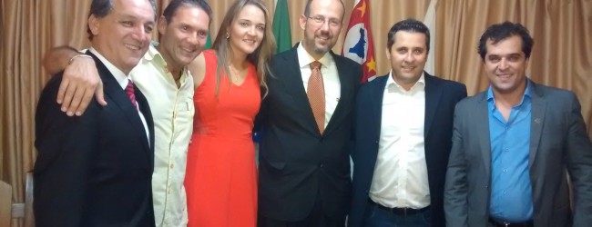 Rossini entrega Título de Cidadão Campineiro