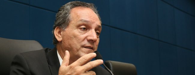 Projeto de Rossini fixa critérios para a instituição de datas comemorativas