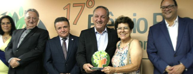 Rossini entrega Prêmio Rac-Sanasa para iniciativas ambientais